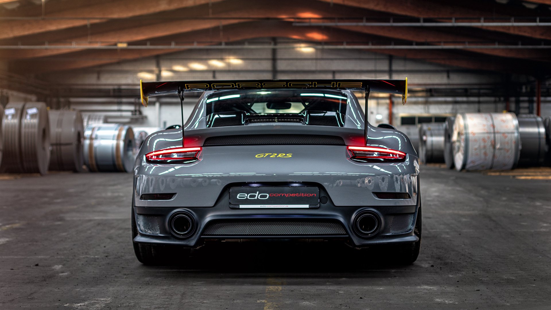 中国足球进入冬训阶段各队积极备战，2021年冬训足球邀请赛